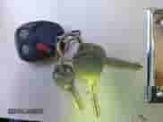 2002 Chevrolet TrailBlazer LS z VIN 1GNDT13S722315601, wystawiony jako IAAI lot #42715890 z przebiegiem 175 016 mil mil oraz . Historia ofert i sprzedaży dostępna na DreamBid. Obrazek 11.