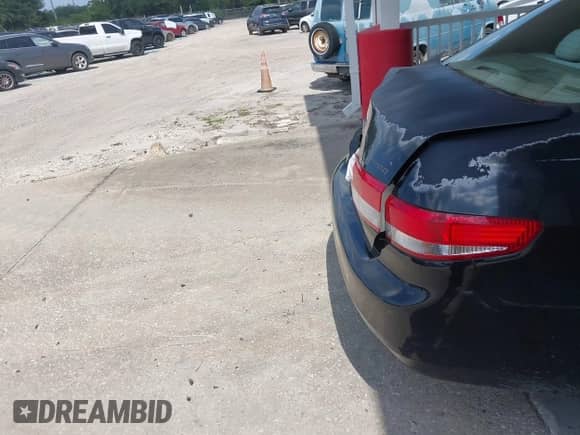 2004 Honda Accord LX z VIN 1HGCM56404A074741, wystawiony jako IAAI lot #42309903 z przebiegiem 200 361 mil mil oraz . Historia ofert i sprzedaży dostępna na DreamBid. Obrazek 6.