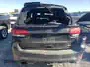 2015 Jeep Grand Cherokee SRT z VIN 1C4RJFDJ5FC713512, wystawiony jako Copart lot #83673104 z przebiegiem 85 865 mil mil oraz Szkoda całkowita • Salvage title. Historia ofert i sprzedaży dostępna na DreamBid. Obrazek 6.