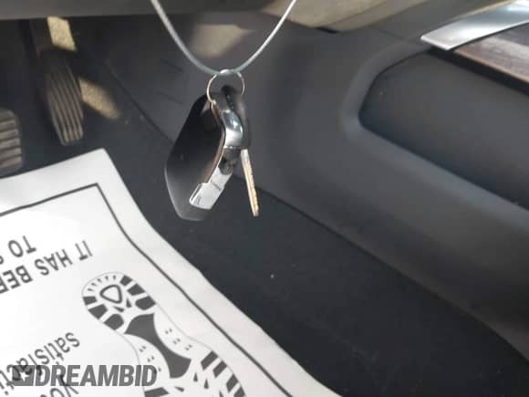 2019 Chevrolet Silverado 1500 LTZ с VIN 3GCPWEED4KG169023, выставлен на аукционе IAAI как лот 43060674 с пробегом 128 061 миль миль и . История ставок и продаж доступна на DreamBid. Изображение 11.