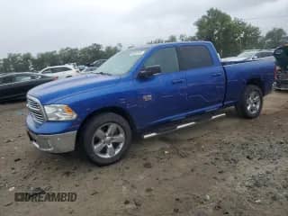 2019 Ram 1500 Big Horn z VIN 1C6RR7TT7KS521890, wystawiony jako Copart lot #68837515 z przebiegiem 82 073 mil mil oraz Szkoda całkowita • Salvage title. Historia ofert i sprzedaży dostępna na DreamBid. Obrazek 1.