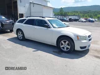 2008 Dodge Magnum with VIN 2D4FV47T28H237540, listed as a IAAI auction lot 42552820 with 156,806 mi miles and . Bid and sale history available at DreamBid. Image 1.