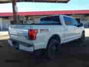 2015 Ford F-150 XLT z VIN 1FTEW1EF9FFB70404, wystawiony jako IAAI lot #43357225 z przebiegiem 109 200 mil mil oraz . Historia ofert i sprzedaży dostępna na DreamBid. Obrazek 15.