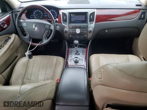 2013 Hyundai Equus Signature с VIN KMHGH4JH5DU064421, выставлен на аукционе Copart как лот 49272045 с пробегом 129 449 миль миль и Списание • Salvage title. История ставок и продаж доступна на DreamBid. Изображение 8.