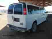 2012 Chevrolet Express Passenger 1LT z VIN 1GAZG1FG0C1101981, wystawiony jako IAAI lot #42841485 z przebiegiem 177 208 mil mil oraz . Historia ofert i sprzedaży dostępna na DreamBid. Obrazek 4.
