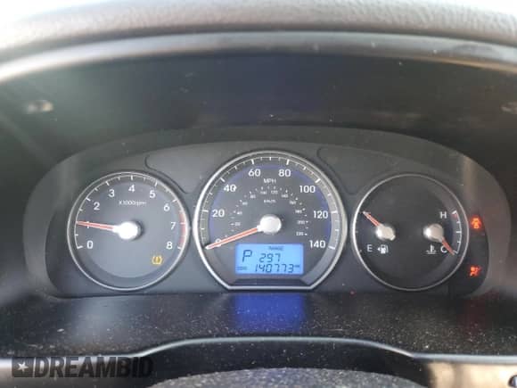 2011 Hyundai Santa Fe GLS z VIN 5XYZGDAB5BG050917, wystawiony jako Copart lot #82243755 z przebiegiem 140 773 mil mil oraz Szkoda całkowita • Salvage title. Historia ofert i sprzedaży dostępna na DreamBid. Obrazek 9.