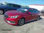 2015 Hyundai Sonata Limited с VIN 5NPE34AB7FH170968, выставлен на аукционе IAAI как лот 43178156 с пробегом Не указан миль и . История ставок и продаж доступна на DreamBid. Изображение 16.