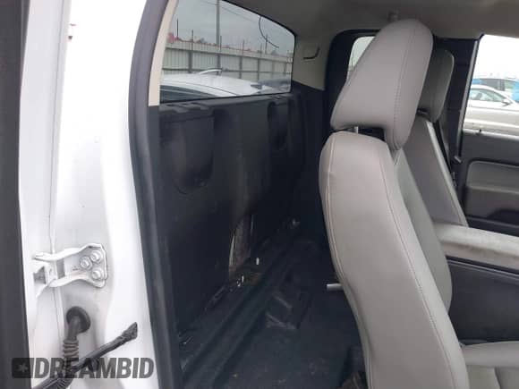 2017 Chevrolet Colorado 2WD WT с VIN 1GCHSBEA9H1244925, выставлен на аукционе IAAI как лот 41625452 с пробегом 141 503 миль миль и . История ставок и продаж доступна на DreamBid. Изображение 8.