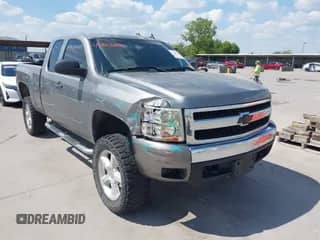2008 Chevrolet Silverado 1500 2LT с VIN 2GCEK19J781256797, выставлен на аукционе IAAI как лот 43322886 с пробегом 150 598 миль миль и . История ставок и продаж доступна на DreamBid. Изображение 1.