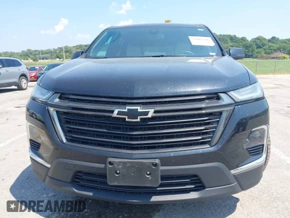 2022 Chevrolet Traverse LS z VIN 1GNERFKW8NJ121450, wystawiony jako IAAI lot #43007146 z przebiegiem 69 134 mil mil oraz . Historia ofert i sprzedaży dostępna na DreamBid. Obrazek 13.