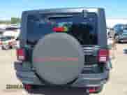 2015 Jeep Wrangler Rubicon Hard Rock z VIN 1C4BJWCG1FL610028, wystawiony jako IAAI lot #42318569 z przebiegiem 48 627 mil mil oraz . Historia ofert i sprzedaży dostępna na DreamBid. Obrazek 16.