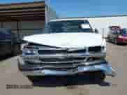 2006 Chevrolet Tahoe LS z VIN 1GNEC13V96R137993, wystawiony jako IAAI lot #42509914 z przebiegiem 281 601 mil mil oraz . Historia ofert i sprzedaży dostępna na DreamBid. Obrazek 6.