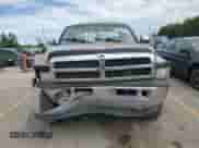 1996 Dodge 1500 с VIN 3B7HF13Z1TG194894, выставлен на аукционе Copart как лот 62724645 с пробегом 219 882 миль миль и Списание • Salvage title. История ставок и продаж доступна на DreamBid. Изображение 5.
