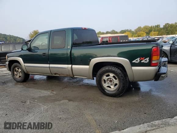 2003 GMC Sierra 1500 SLT z VIN 2GTEK19T331124243, wystawiony jako Copart lot #71209315 z przebiegiem 190 948 mil mil oraz Szkoda całkowita • Salvage title. Historia ofert i sprzedaży dostępna na DreamBid. Obrazek 2.