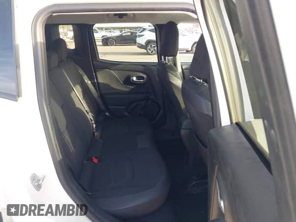 2017 Jeep Renegade Latitude с VIN ZACCJABB2HPF72823, выставлен на аукционе IAAI как лот 42794334 с пробегом 96 418 миль миль и . История ставок и продаж доступна на DreamBid. Изображение 8.