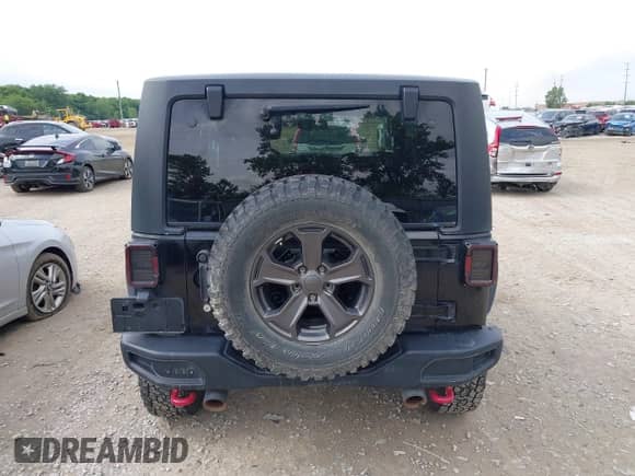 2018 Jeep Wrangler Rubicon Recon with VIN 1C4BJWCG6JL814834, listed as a IAAI auction lot 42327297 with 59,623 mi miles and . Bid and sale history available at DreamBid. Image 16.