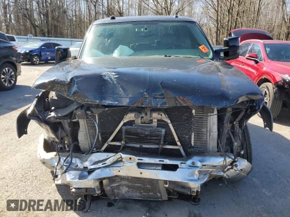 2004 Chevrolet Silverado 3500 SRW с VIN 1GCHK33264F208964, выставлен на аукционе Copart как лот 46604595 с пробегом Не указан миль и Списание • Salvage title. История ставок и продаж доступна на DreamBid. Изображение 5.