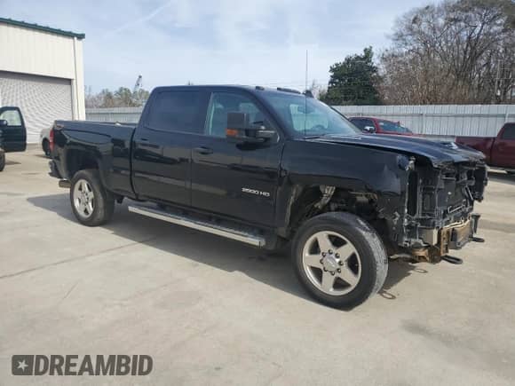 2017 Chevrolet Silverado 2500HD Work Truck z VIN 1GC1KUEYXHF183047, wystawiony jako Copart lot #45533395 z przebiegiem 70 990 mil mil oraz Szkoda całkowita • Salvage title. Historia ofert i sprzedaży dostępna na DreamBid. Obrazek 4.