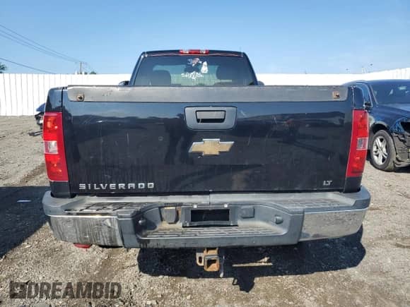 2007 Chevrolet Silverado 2500HD 1LT z VIN 1GCHK24K67E574006, wystawiony jako Copart lot #63186733 z przebiegiem Nie podano mil oraz Szkoda całkowita • Salvage title. Historia ofert i sprzedaży dostępna na DreamBid. Obrazek 6.