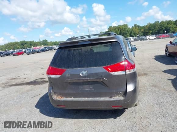 2011 Toyota Sienna LE AAS with VIN 5TDKK3DC8BS055000, listed as a IAAI auction lot 43107518 with 167,768 mi miles and . Bid and sale history available at DreamBid. Image 16.