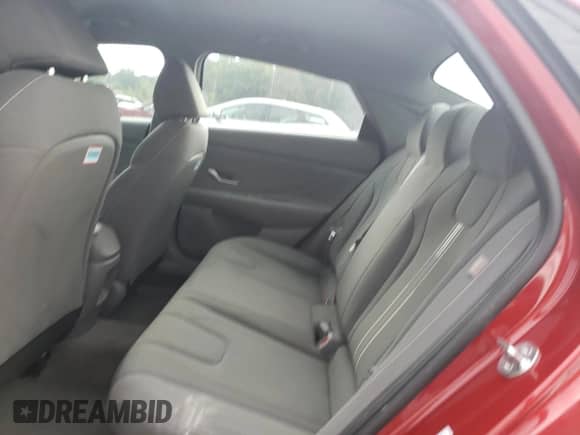 2024 Hyundai Elantra Blue z VIN KMHLM4DJ6RU110418, wystawiony jako Copart lot #71666095 z przebiegiem 9 588 mil mil oraz Szkoda całkowita • Salvage title. Historia ofert i sprzedaży dostępna na DreamBid. Obrazek 10.