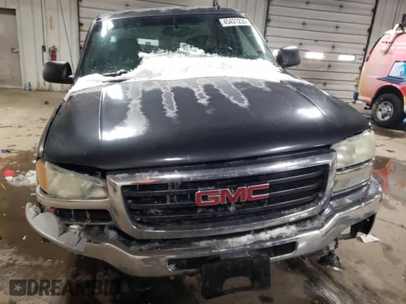 2003 GMC Sierra 1500 SLE with VIN 2GTEK19T031290252, listed as a Copart auction lot 45431255 with Not provided miles and Non repairable. Bid and sale history available at DreamBid. Image 5.