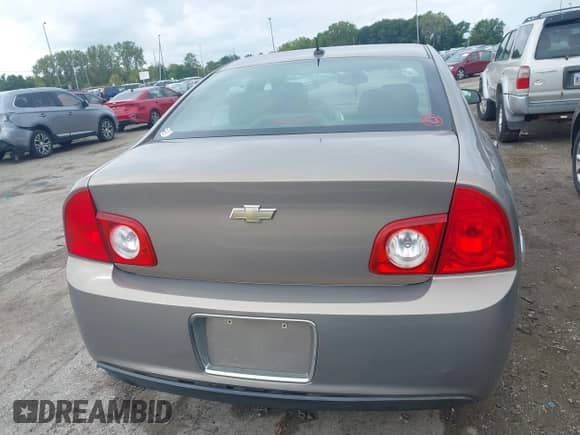 2008 Chevrolet Malibu 1FL с VIN 1G1ZG57B98F284429, выставлен на аукционе IAAI как лот 43309801 с пробегом 186 249 миль миль и . История ставок и продаж доступна на DreamBid. Изображение 16.