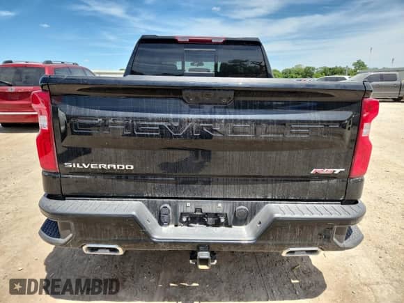 2022 Chevrolet Silverado 1500 RST with VIN 3GCUDEET4NG664021, listed as a Copart auction lot 63237365 with 52,302 mi miles and Salvage title. Bid and sale history available at DreamBid. Image 6.