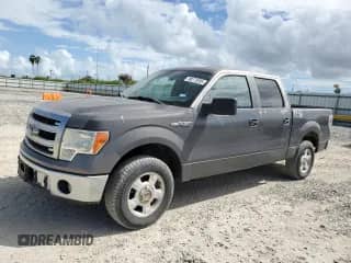 2013 Ford F-150 XL z VIN 1FTFW1CF9DKF74007, wystawiony jako Copart lot #90273205 z przebiegiem 91 224 mil mil oraz Czysty tytuł • Clean title. Historia ofert i sprzedaży dostępna na DreamBid. Obrazek 1.