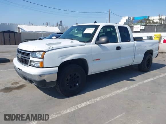 2006 Chevrolet Silverado SS с VIN 2GCEC19N961104081, выставлен на аукционе IAAI как лот 42594144 с пробегом 206 203 миль миль и . История ставок и продаж доступна на DreamBid. Изображение 2.