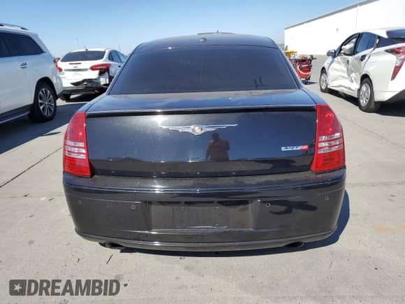 2007 Chrysler 300 C SRT-8 with VIN 2C3LA73W37H660112, listed as a Copart auction lot 72966724 with 116,341 mi miles and Salvage title. Bid and sale history available at DreamBid. Image 6.