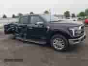 2025 Ford F-150 Lariat с VIN 1FTFW5LD5SFA45844, выставлен на аукционе Copart как лот 55835155 с пробегом 868 миль миль и Списание • Salvage title. История ставок и продаж доступна на DreamBid. Изображение 4.