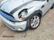 2012 MINI Hardtop с VIN WMWSU3C57CT255749, выставлен на аукционе IAAI как лот 43342110 с пробегом 99 460 миль миль и . История ставок и продаж доступна на DreamBid. Изображение 6.
