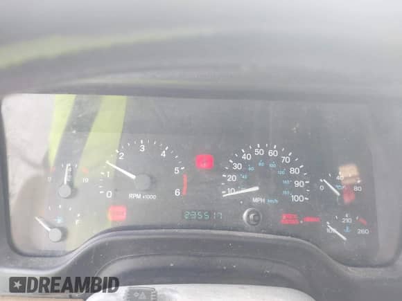 1998 Jeep Wrangler SE with VIN 1J4FY29PXWP794854, listed as a IAAI auction lot 42929258 with 235,517 mi miles and . Bid and sale history available at DreamBid. Image 7.