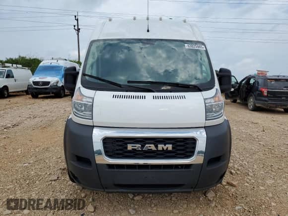 2021 Ram ProMaster Cargo z VIN 3C6LRVDG8ME585129, wystawiony jako Copart lot #70605865 z przebiegiem 52 636 mil mil oraz Szkoda całkowita • Salvage title. Historia ofert i sprzedaży dostępna na DreamBid. Obrazek 5.