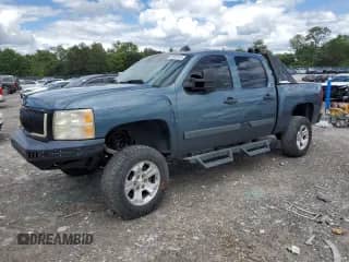 2007 Chevrolet Silverado 1500 2LT with VIN 2GCEC13J571673775, listed as a Copart auction lot 58308155 with 230,567 mi miles and Salvage title. Bid and sale history available at DreamBid. Image 1.