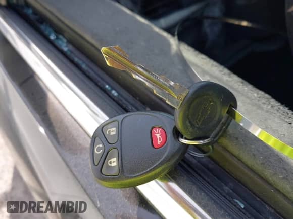 2015 Chevrolet Traverse LT с VIN 1GNKVHKD0FJ353583, выставлен на аукционе IAAI как лот 42377329 с пробегом Не указан миль и . История ставок и продаж доступна на DreamBid. Изображение 11.