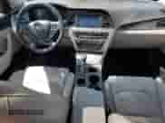 2016 Hyundai Sonata Sport с VIN 5NPE34AF2GH410349, выставлен на аукционе Copart как лот 62626725 с пробегом Не указан миль и Списание • Salvage title. История ставок и продаж доступна на DreamBid. Изображение 8.