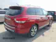 2014 Nissan Pathfinder S z VIN 5N1AR2MN2EC615825, wystawiony jako IAAI lot #43081365 z przebiegiem 167 514 mil mil oraz . Historia ofert i sprzedaży dostępna na DreamBid. Obrazek 4.