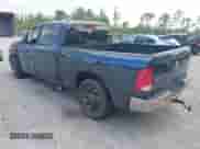 2019 Ram 1500 Big Horn z VIN 1C6RR7TT6KS596984, wystawiony jako IAAI lot #42678677 z przebiegiem 35 666 mil mil oraz . Historia ofert i sprzedaży dostępna na DreamBid. Obrazek 3.