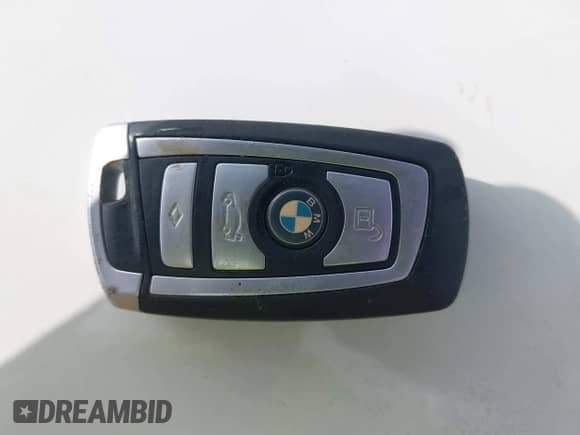 2012 BMW 7 Series 750Li с VIN WBAKB8C58CC963818, выставлен на аукционе IAAI как лот 42346005 с пробегом 189 995 миль миль и . История ставок и продаж доступна на DreamBid. Изображение 11.