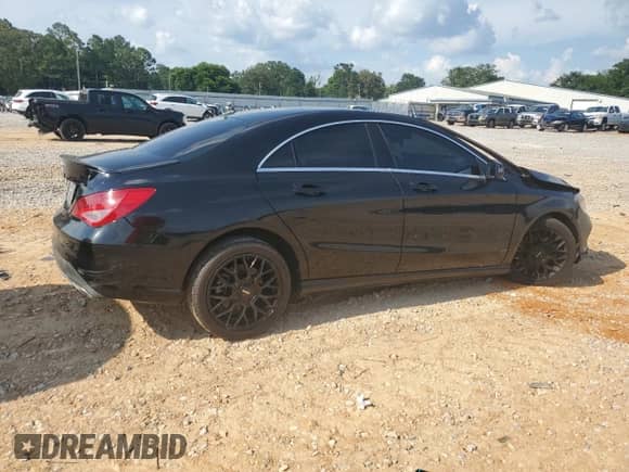 2018 Mercedes-Benz CLA 250 с VIN WDDSJ4EB7JN601102, выставлен на аукционе Copart как лот 62027355 с пробегом 105 331 миль миль и Списание • Salvage title. История ставок и продаж доступна на DreamBid. Изображение 3.