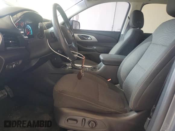 2018 Chevrolet Traverse LT Cloth with VIN 1GNERGKW3JJ107875, listed as a Copart auction lot 61627745 with 133,980 mi miles and Salvage title. Bid and sale history available at DreamBid. Image 7.