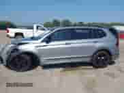 2023 Volkswagen Tiguan SE R-Line Black с VIN 3VVCB7AX2PM055070, выставлен на аукционе IAAI как лот 42787459 с пробегом 88 798 миль миль и . История ставок и продаж доступна на DreamBid. Изображение 14.