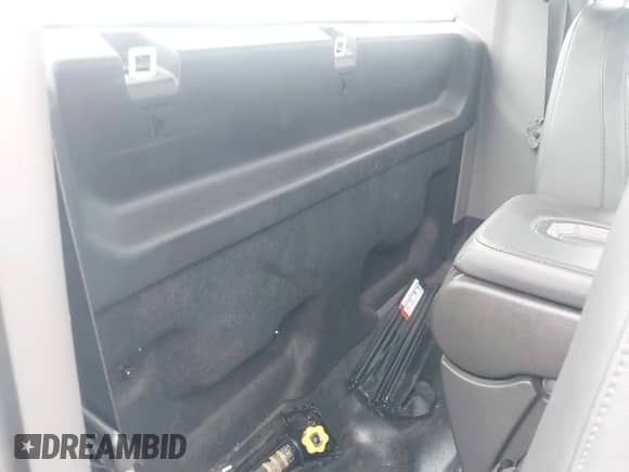 2020 Chevrolet Silverado 1500 Work Truck with VIN 3GCNWAEF5LG217180, listed as a IAAI auction lot 42681890 with 90,390 mi miles and . Bid and sale history available at DreamBid. Image 8.