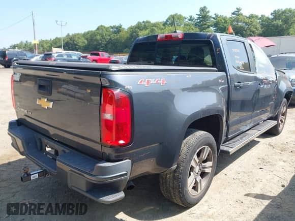 2017 Chevrolet Colorado 4WD WT with VIN 1GCGTBEN8H1271593, listed as a IAAI auction lot 42896935 with 50,727 mi miles and . Bid and sale history available at DreamBid. Image 4.