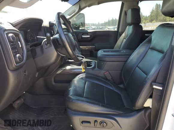 2020 Chevrolet Silverado 1500 LTZ с VIN 3GCUYGET8LG230780, выставлен на аукционе Copart как лот 66394215 с пробегом 110 770 миль миль и Списание • Salvage title. История ставок и продаж доступна на DreamBid. Изображение 7.