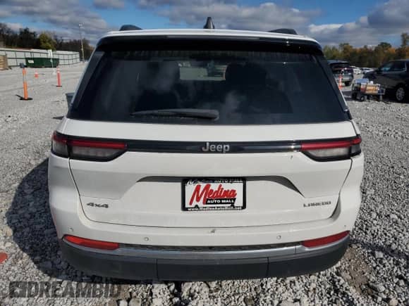 2023 Jeep Grand Cherokee Laredo с VIN 1C4RJHAG4PC535890, выставлен на аукционе Copart как лот 82653035 с пробегом 70 511 миль миль и Списание • Salvage title. История ставок и продаж доступна на DreamBid. Изображение 6.