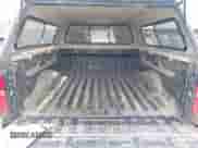 2015 Chevrolet Silverado 1500 LT z VIN 1GCVKREH4FZ431688, wystawiony jako IAAI lot #42567233 z przebiegiem 90 576 mil mil oraz . Historia ofert i sprzedaży dostępna na DreamBid. Obrazek 17.