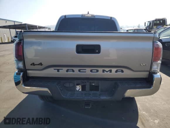 2020 Toyota Tacoma SR5 с VIN 3TMCZ5AN0LM315893, выставлен на аукционе Copart как лот 62214955 с пробегом 127 201 миль миль и Списание • Salvage title. История ставок и продаж доступна на DreamBid. Изображение 6.